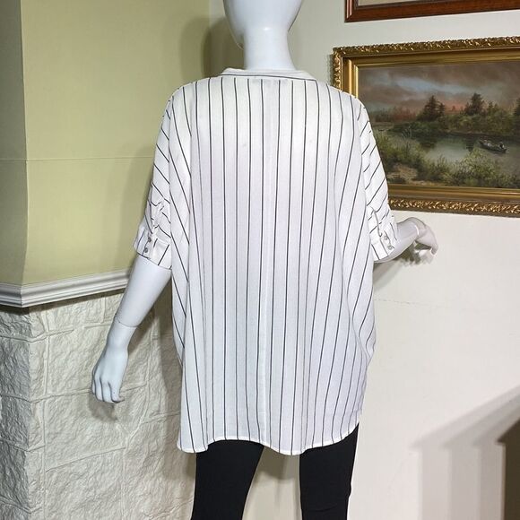 Monk & Loui Pin Stripe Baseball Style Oversized Tunic Top - Picture 3 of 9